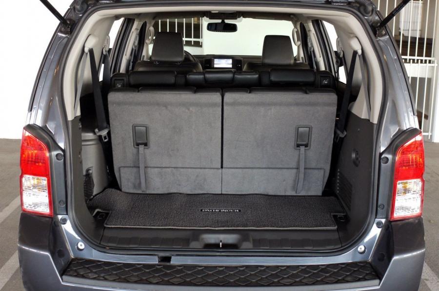  Nissan Pathfinder 2010 года  (фото 36 из 81)